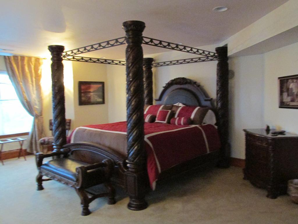 Mansion Inn Lake Stevens Oda fotoğraf